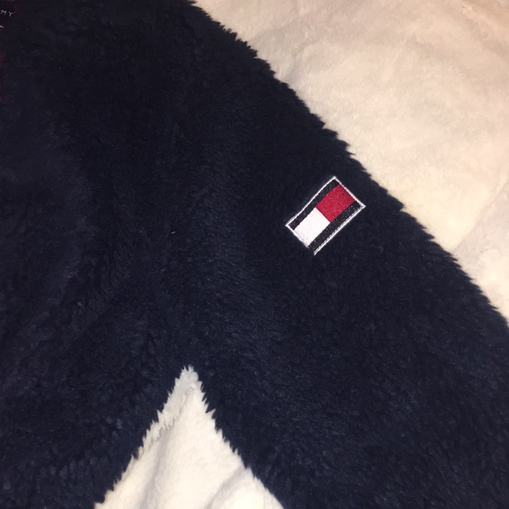 💎NWT Beautiful Tommy Hilfiger warm jacket - Picture 3 of 8